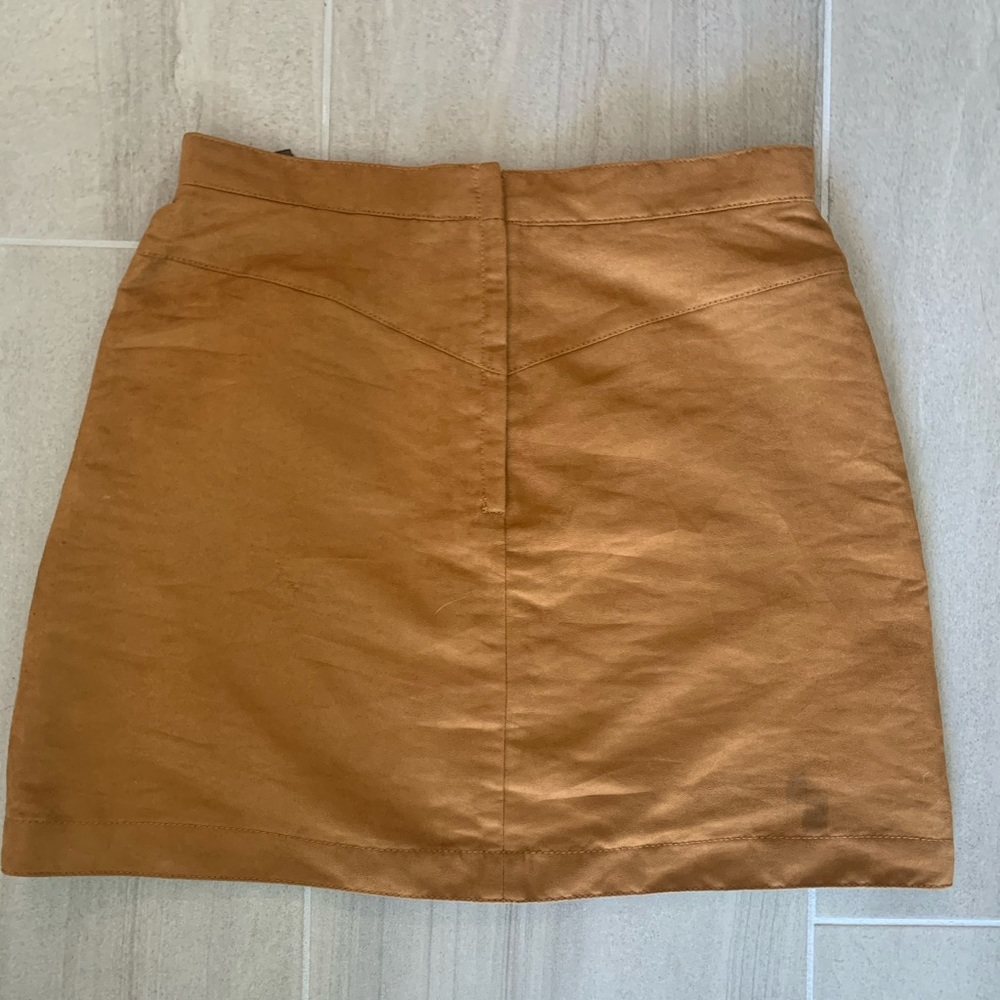 H&M Tan/Brown Suede Skirt - Picture 2 of 6